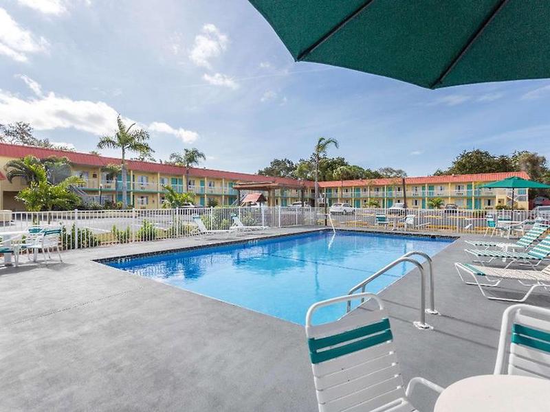 22D0253E1EE573F9B35E653790C0F31E