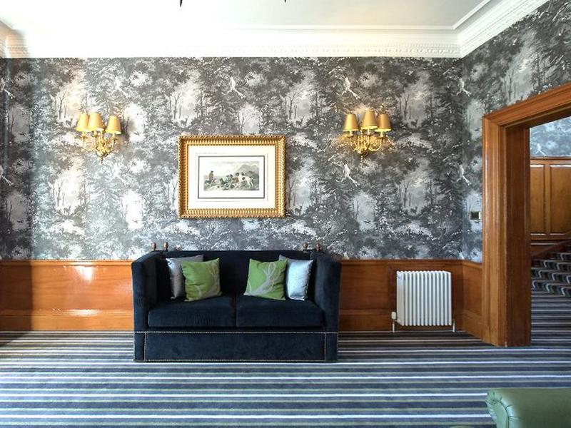 D56C8F25FFFAAEA4E85B3564BA29FE40