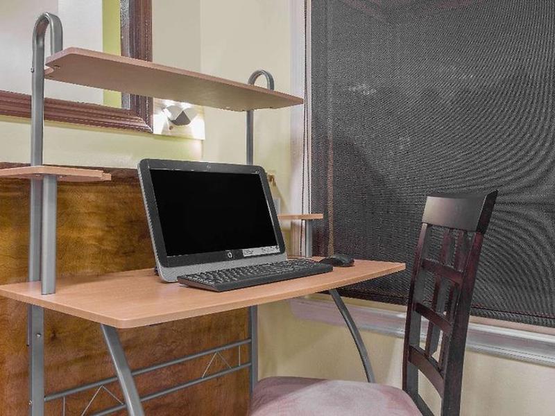 5C3B56B3E5EA24033B6DA9A2D4C910F0