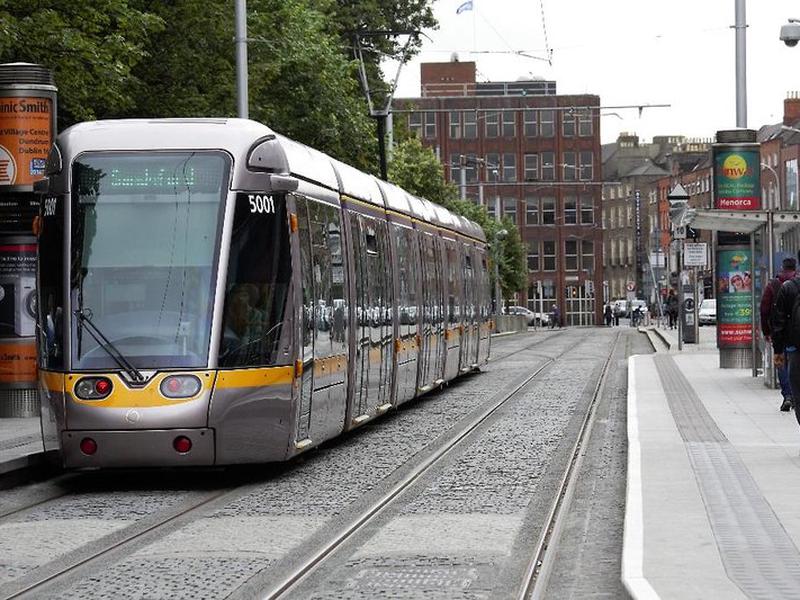 ABB62B8E52359D678B6F23551D7B9371