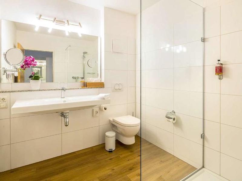 AB0A59E447C6A96B625EB59B358FEBA2