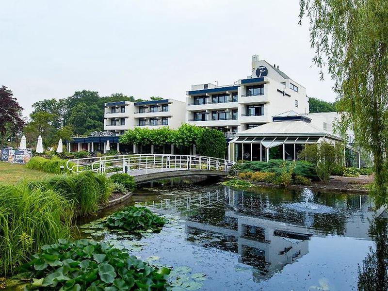 5E70499D2755D79E8DE69B19378A9E0E