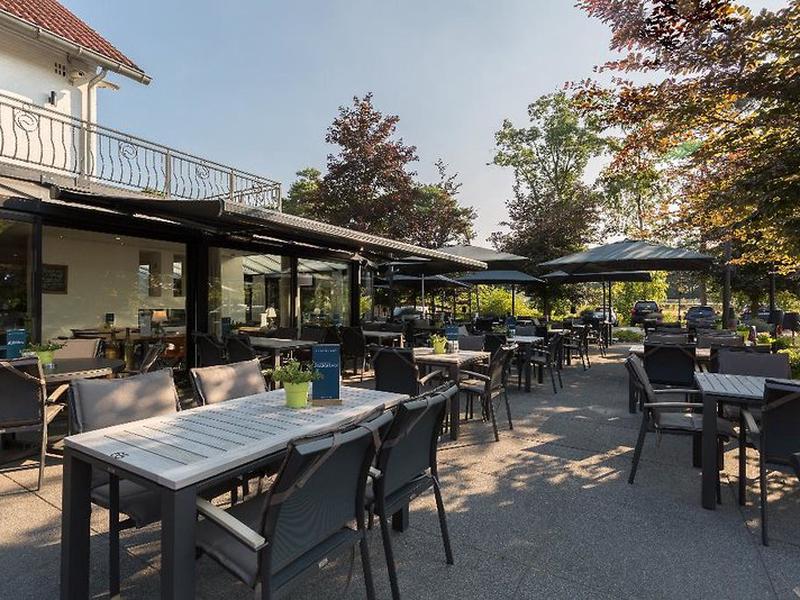 2F8CCDCBBCB418A993F8C1F0C966394C