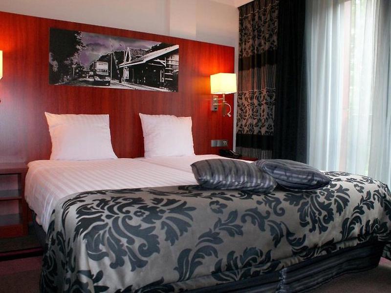 1C45E8223E4E0E3DF52F2A8463699395