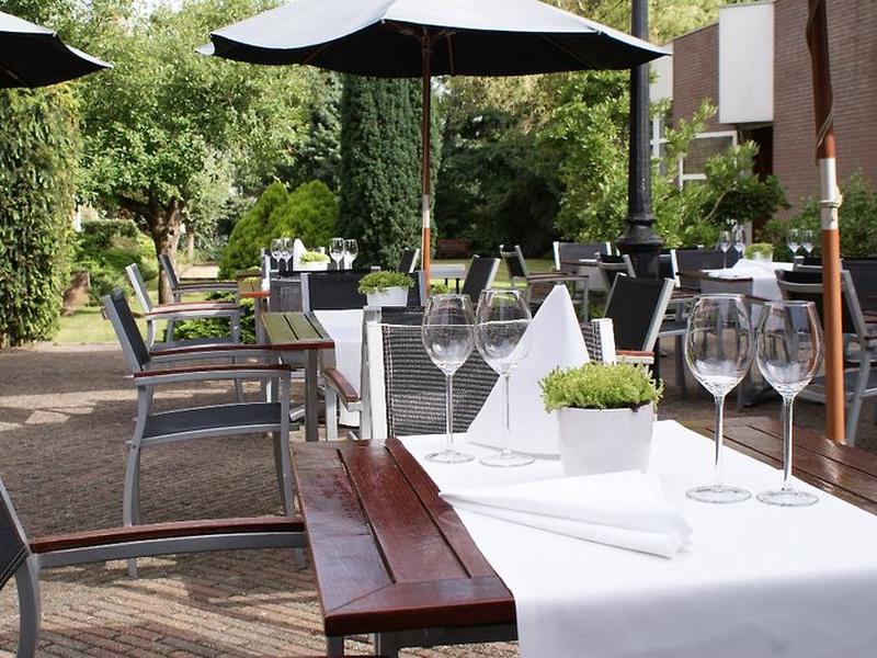 E455C9F477EBF6B6829F7B753BEBB999