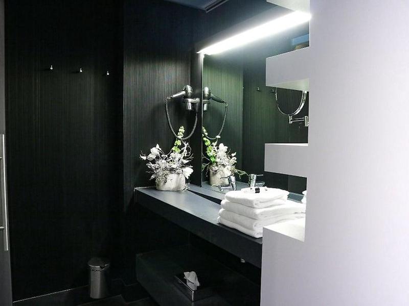 7F040A0CC4ADFAD7C7399C712F4BE7DF