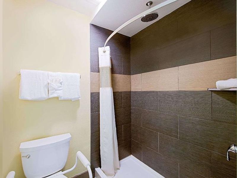 F069217524D6C035DB0ABF8B7B9FFCFC