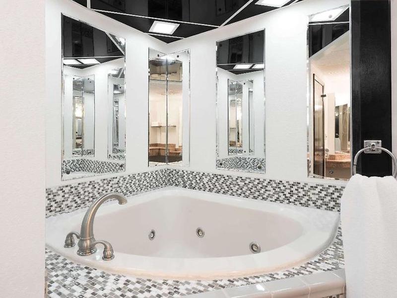 124369CE0FE07BB178F0F86FFBBAC6B6