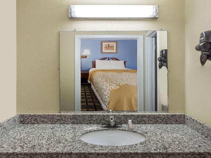 8CEB5EE4FB3D061952283C1BE80E510F