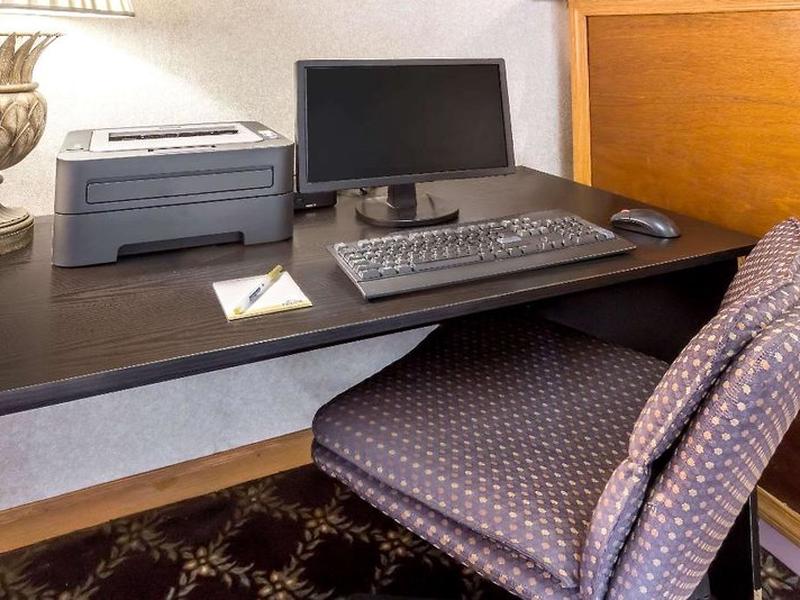 EBF93D018A15E89F1627F3D8E4F159AD