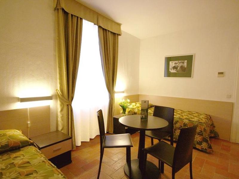 DD44BCBE2DEFBC24D35A3F2A86B2FD75