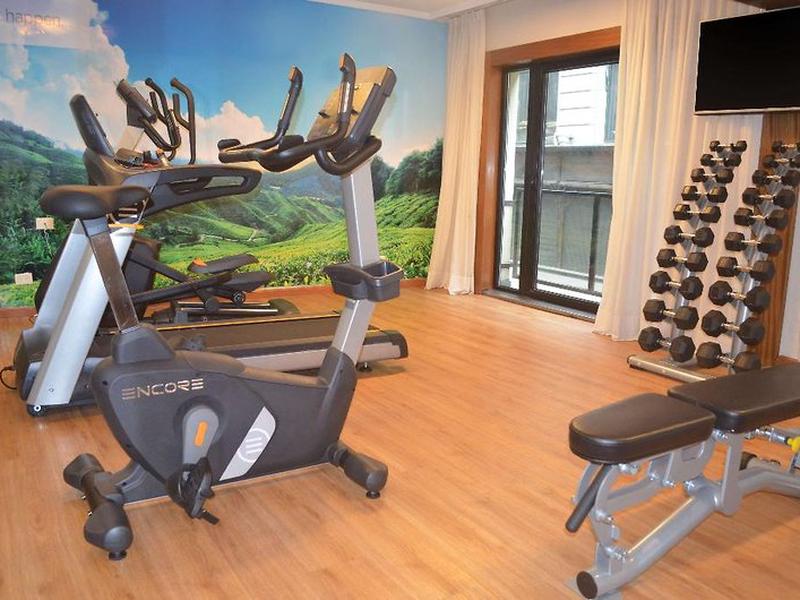 15F884CDA3D3767BFE3CD71A907A93FF