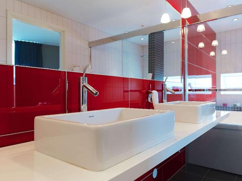 435BD65A2D9B48DF2A5D20F707E40FCD