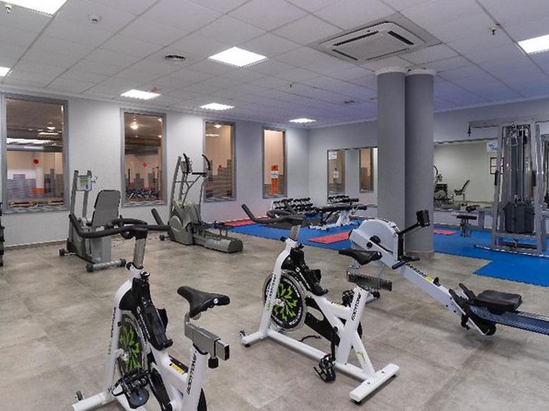 ADC81F81A054A555BFBBE1C75F0B33F6