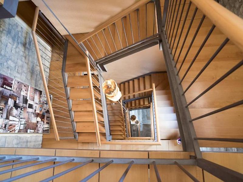 87B1BF0C3AA7D970DB251E7BDA396696