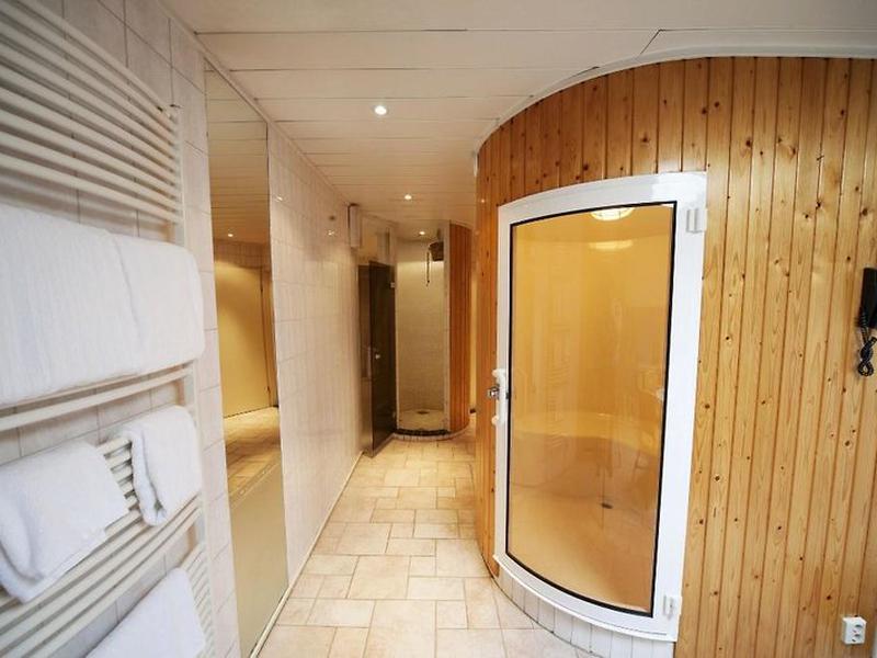 63FB46A04C830AD2555A34DD29BE5F95