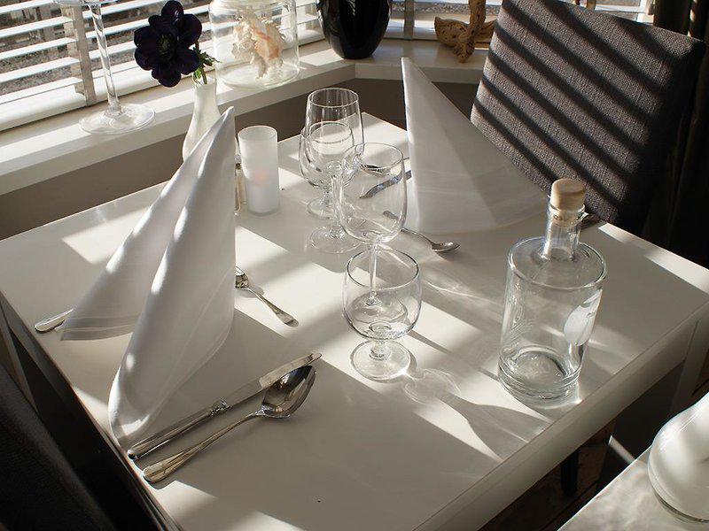 F8EE22759A1EDDBF9568B2F087EC37FA