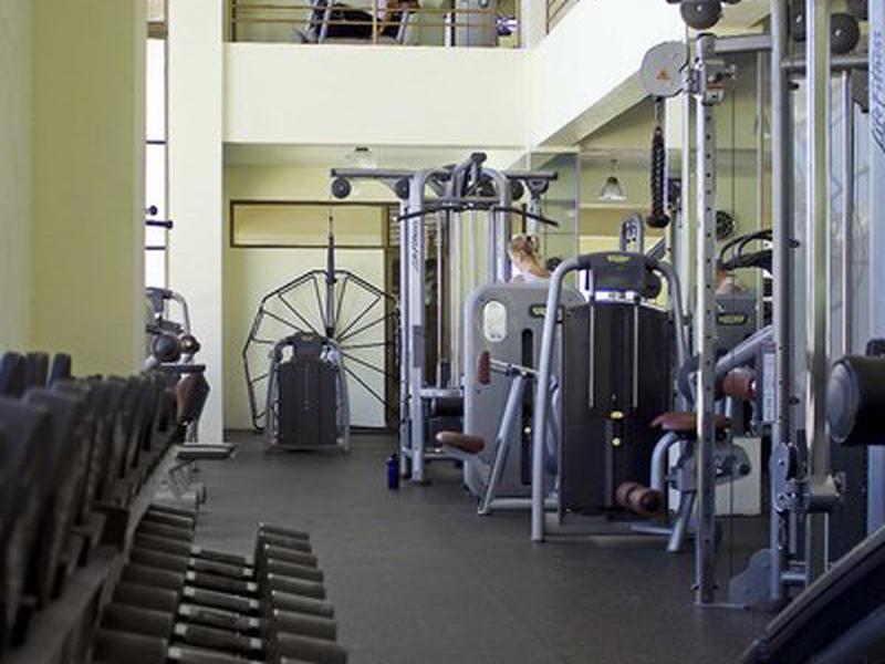 00565AECF7FB0D78FF6341E48AA9F1B2