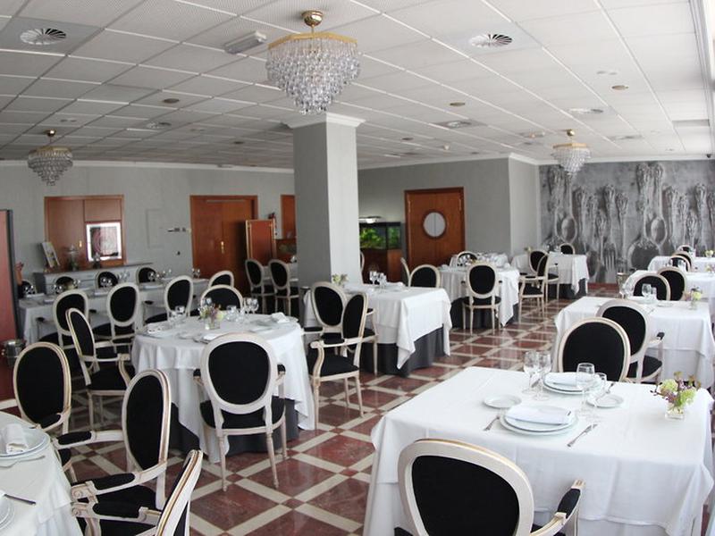 E040E45FB9FFAB12FB27F824DEBF44AD