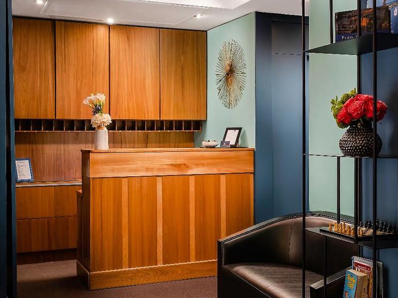 76892B67DE3F247E9CE704C2BA6C7C4E