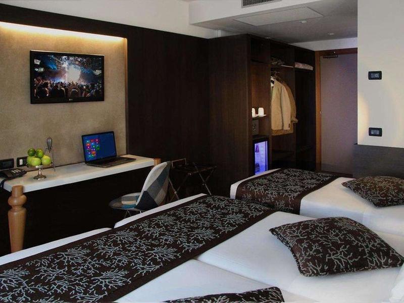 8B4C7490D55A1CC928CC9DD917AD51B1