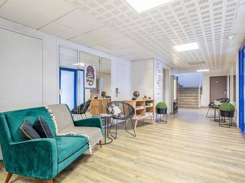 AC3AEFB31B14F82AFBD6788C32E009AD