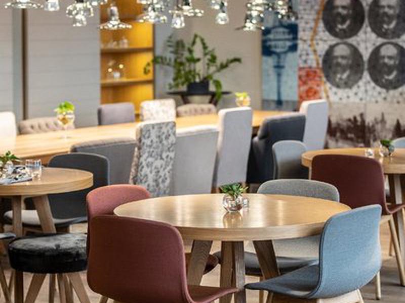 B1C9E762CFD7428198FD4D749D9FA08A