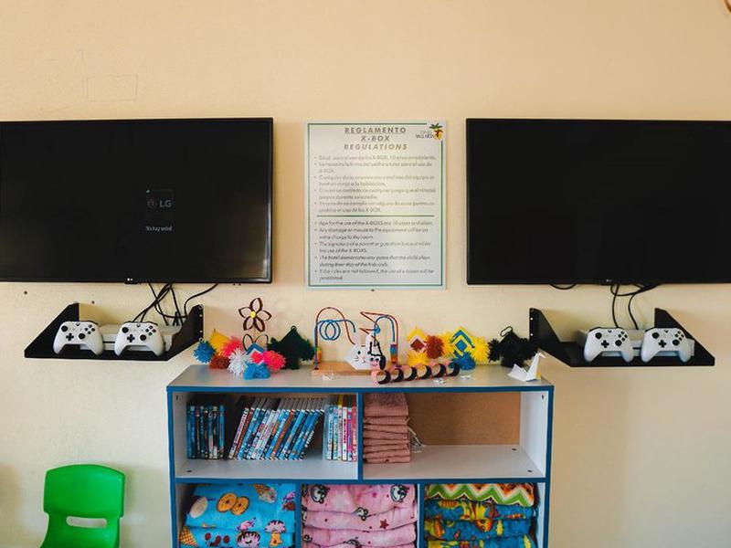 2A29F3D8F32739F4DF85C158A7864EBB