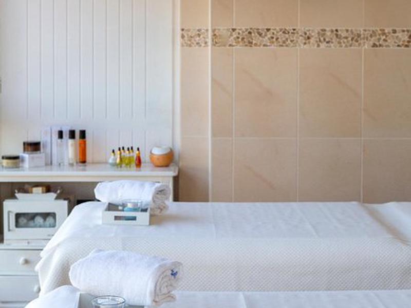 F8D78C35406DE00413F82F9F76C57CD2