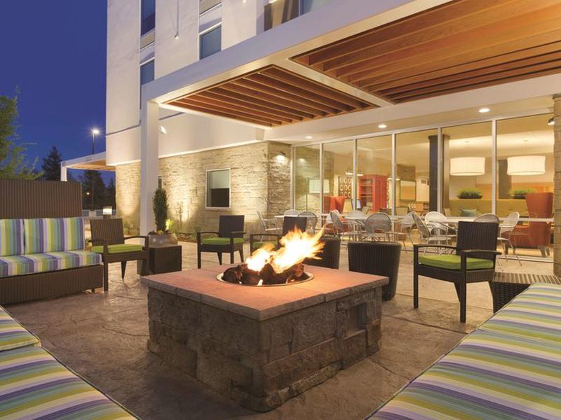 B2C1994AF7FB5C065CCF2ADF8FC61211