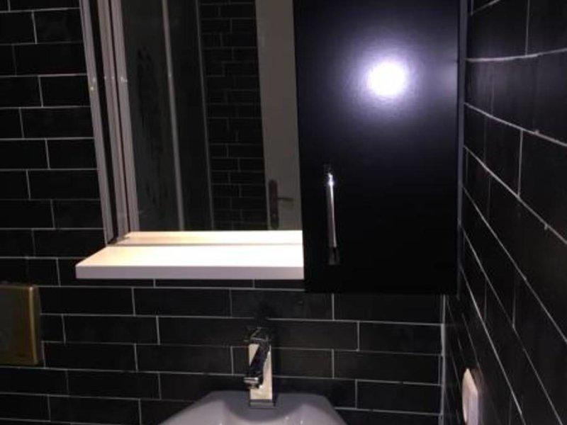 EFB6DBCD62468C3974B57112FCCBA70E