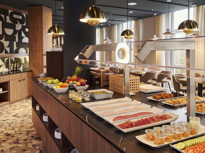 B768FD4338A2FD3B2E9455730AA2B447