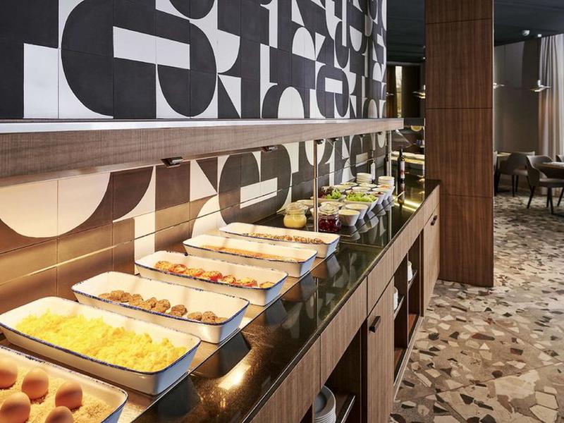 CB266F852AF3D2F16768B5518D8C2369