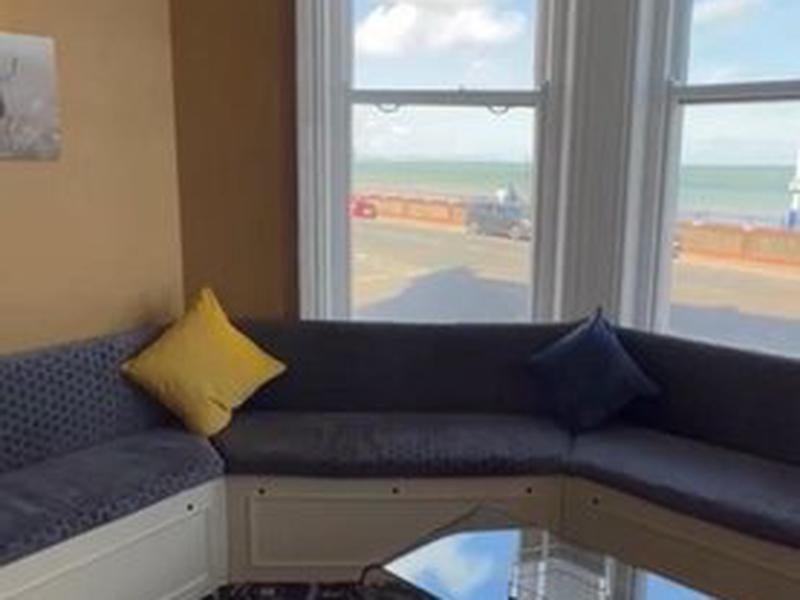 B5E509872E460FB1B07CFF2750F53495