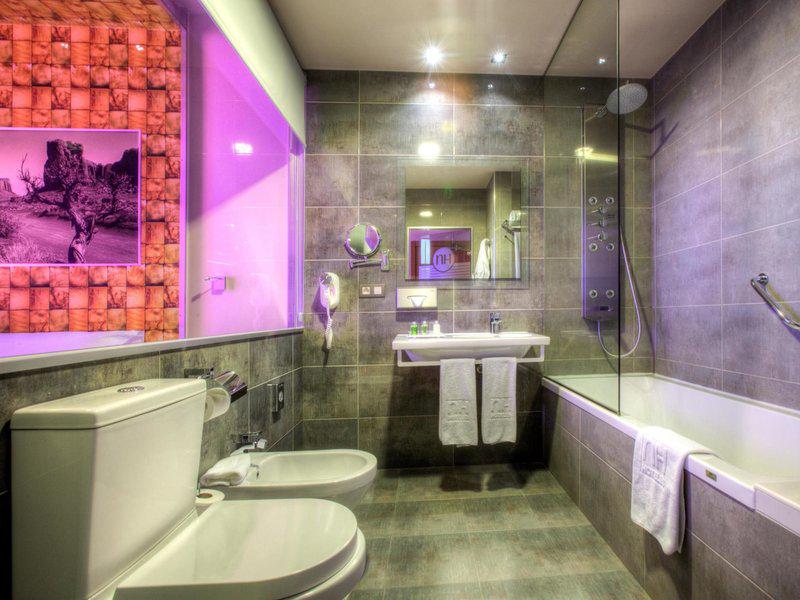 78A7F1CEF18919F4ED6638240B1EEF67