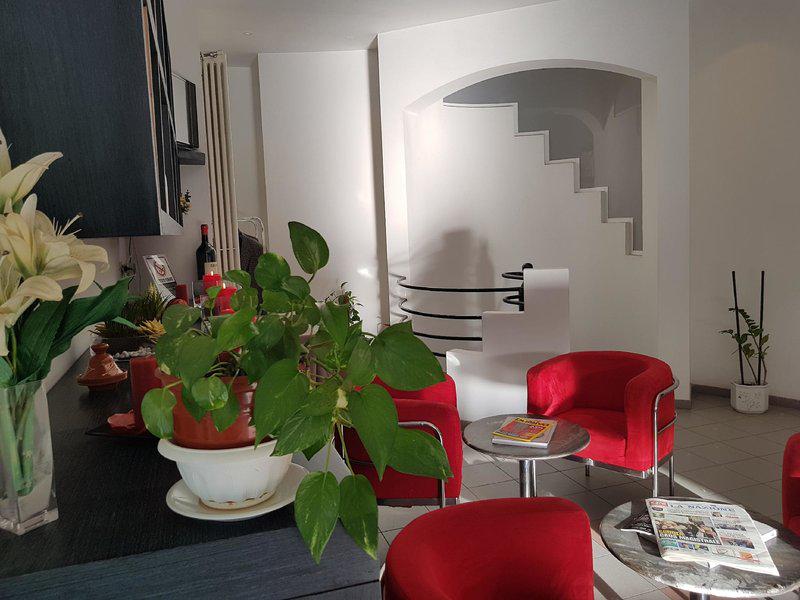 157EF48568B4112C62C8DEC963F5817D