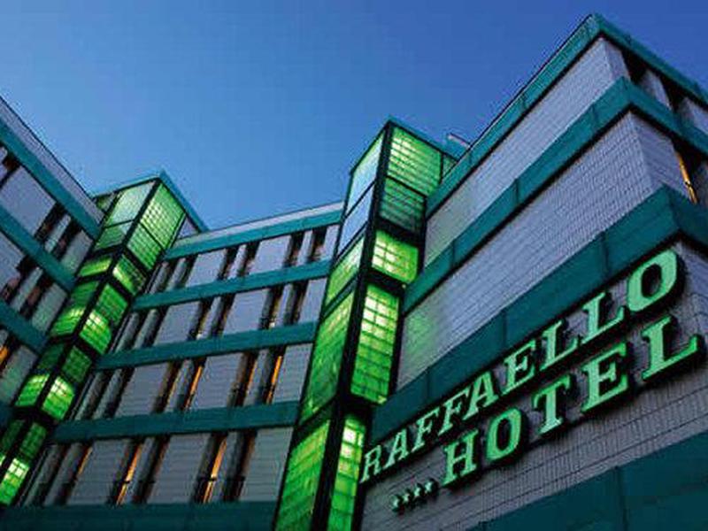 EF569B78AAF99422FE4693976DC812E3