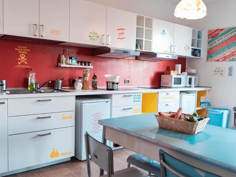 04FDF50EE1DFFDC58F35BAF32D7AF474