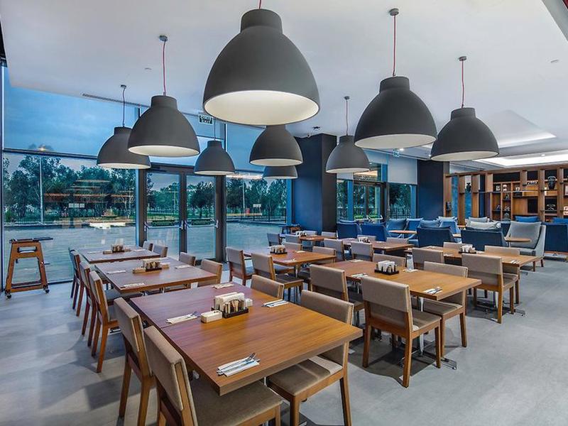 98C12BCFAA5593156B15B8A1ED7BA3AA