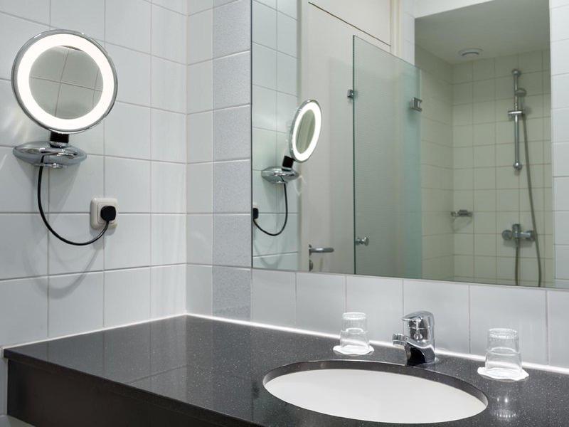 DD3675AB55119E3F3E16164064210232