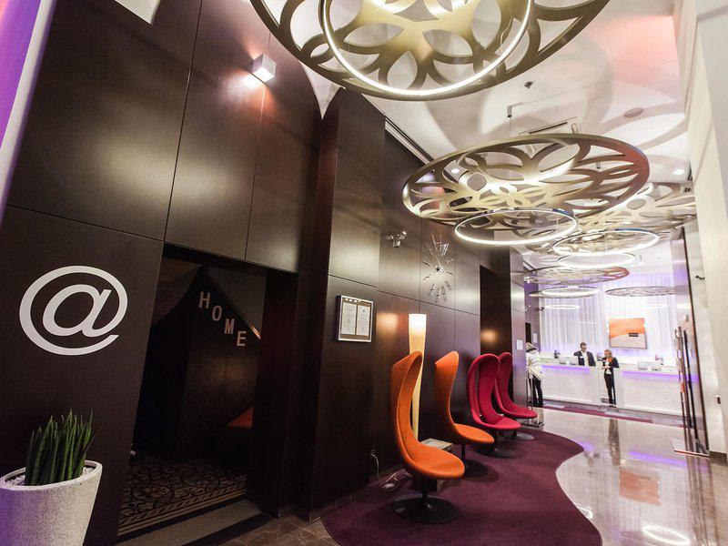 B8F110AED1988E7B8529DE405DB85BC6