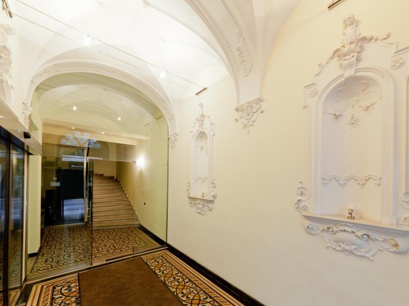 A1D8BC18F0E7F94BD5C80D72682C14C3