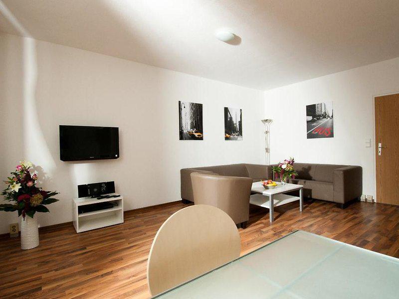 ED40B7813BB0410A567F46CF4BB8294D