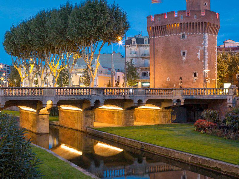 46CD74D881DB34FC63186DBBE9386317