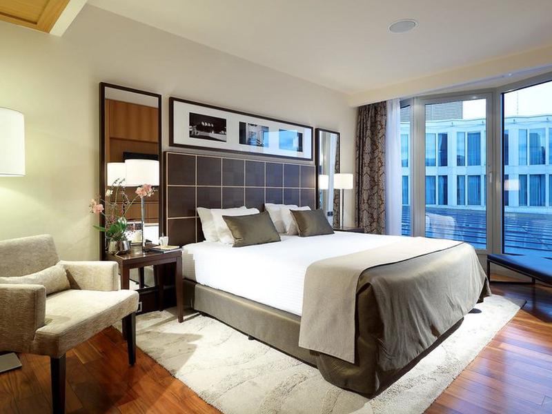 C44A2DB1EA98144E2101711B1F4F27E1