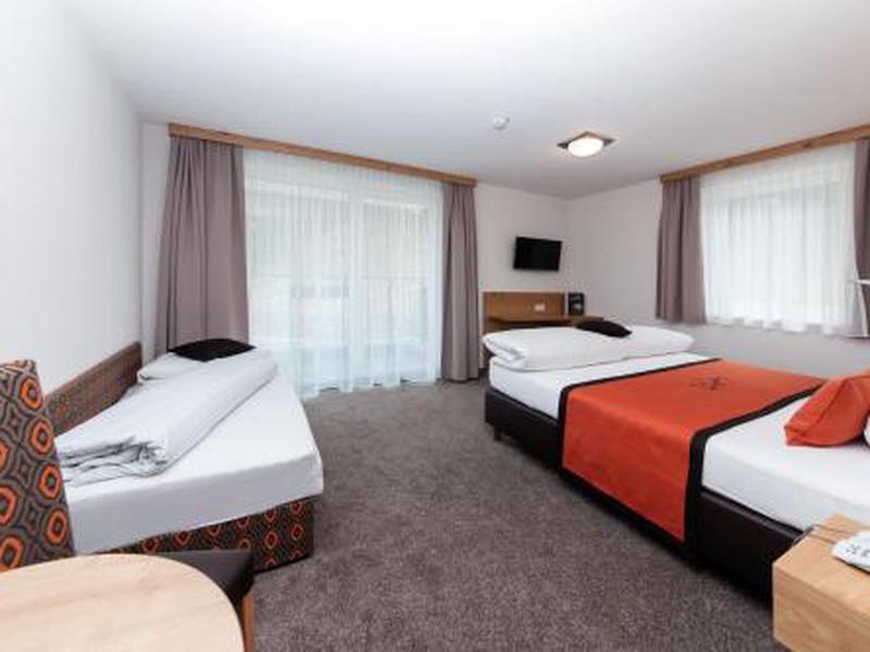 6C1A29B4867953B8024DDEBB0917A589