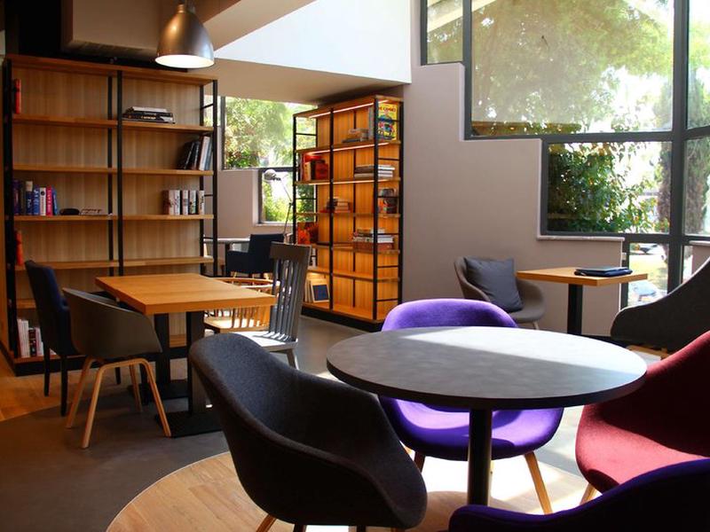 13A575461B1C34FA79EEC8C77F2B9B2E