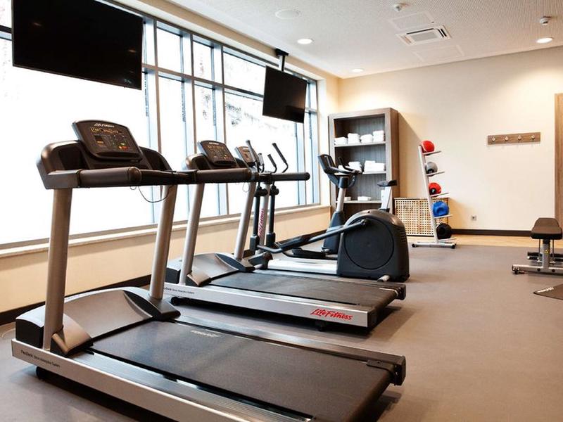 6AAB8B4D44DFA5F5EF14A577F544EA6C