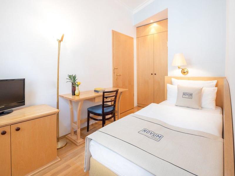 AFEFF7A2BA6CD1CEAF5D14EB41D19063