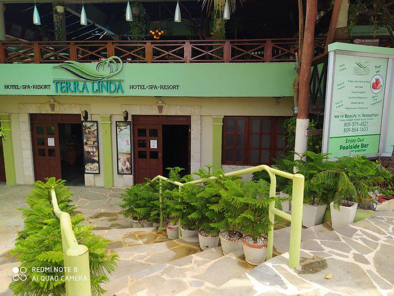 ACCEDE74C92B053452593EE586627B50